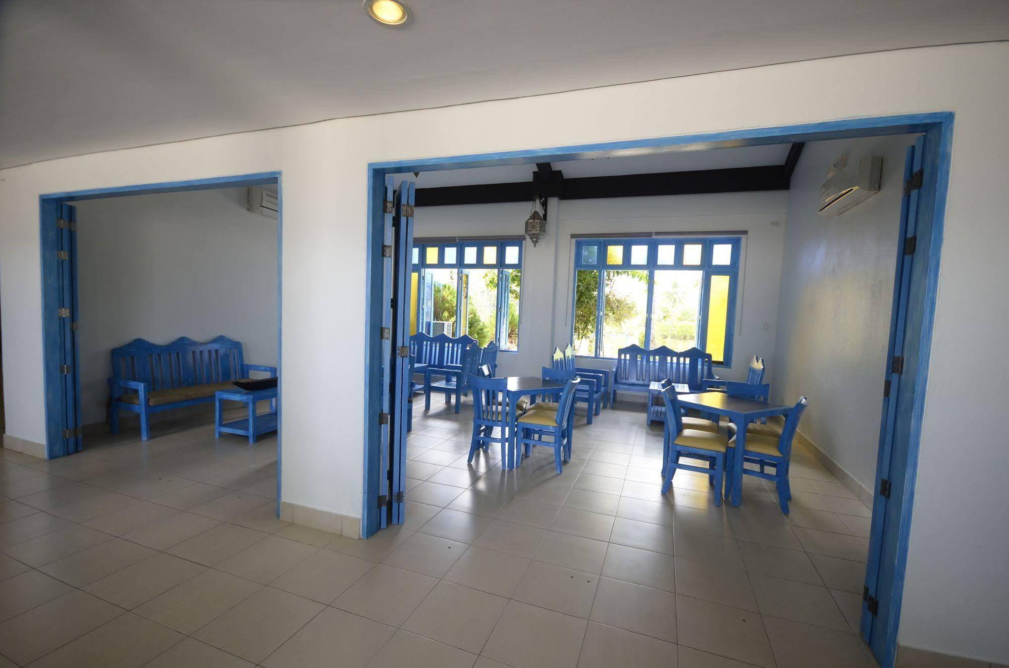 Microtel By Wyndham 3*